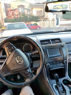 تۆیۆتا کامری